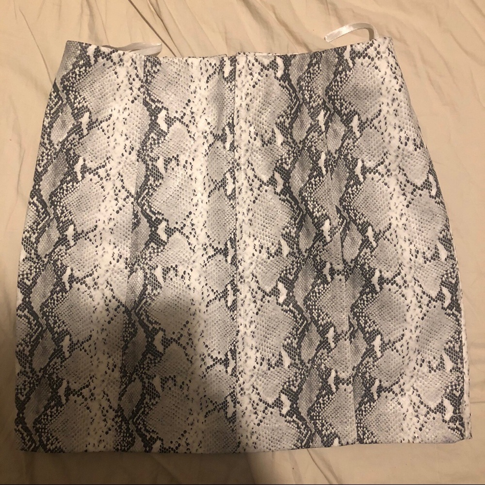 Stunning boutique skirt